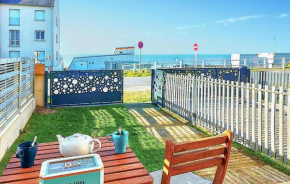 2 Bedroom Cozy Home In Jullouville
